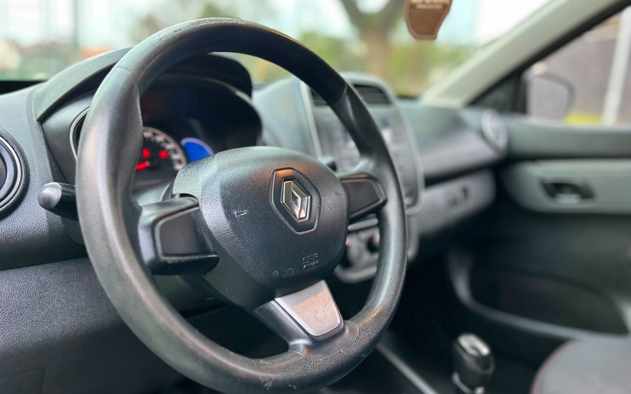 imagem-https://www.socarrao.com.br/sc-vehicle-images-prod/4190504/1790691592920-V2hhdHNBcHAgSW1hZ2UgMjAyNi0wOS0yOSBhdCAxMC41My4wMSAoMykuanBlZw.jpeg