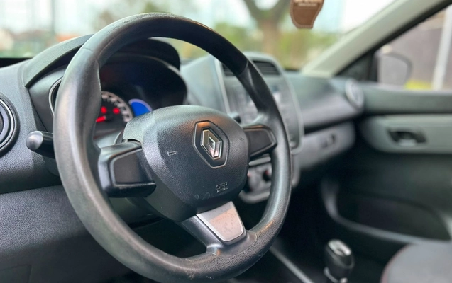 imagem-https://www.socarrao.com.br/sc-vehicle-images-prod/4190504/1790691592920-V2hhdHNBcHAgSW1hZ2UgMjAyNi0wOS0yOSBhdCAxMC41My4wMSAoMykuanBlZw.jpeg