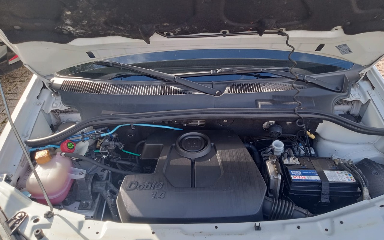 imagem-https://www.socarrao.com.br/sc-vehicle-images-prod/4190619/1790691891483-V2hhdHNBcHAgSW1hZ2UgMjAyNi0wOS0xNyBhdCAxNS4wNC4xMCAoMSkuanBlZw.jpeg
