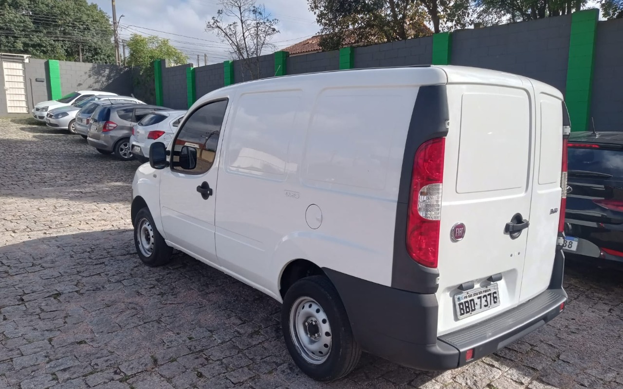 imagem-https://www.socarrao.com.br/sc-vehicle-images-prod/4190619/1790691892385-V2hhdHNBcHAgSW1hZ2UgMjAyNi0wOS0xNyBhdCAxNS4wNC4xMi5qcGVn.jpeg
