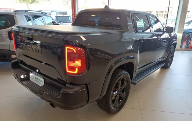 imagem-https://www.socarrao.com.br/sc-vehicle-images-prod/4190731/1790692102126-vehicle_image_1790692036_4f1be9f6722a55989ad0c5570149a231.jpeg