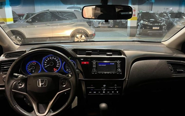 imagem-https://www.socarrao.com.br/sc-vehicle-images-prod/4190734/1790692201450-8524338_5_B_c15eb95408.jpeg
