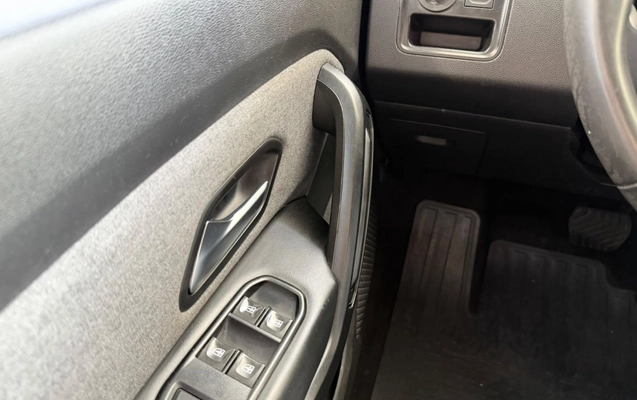 imagem-https://www.socarrao.com.br/sc-vehicle-images-prod/4190914/1790692591878-MTcuanBlZw.jpeg