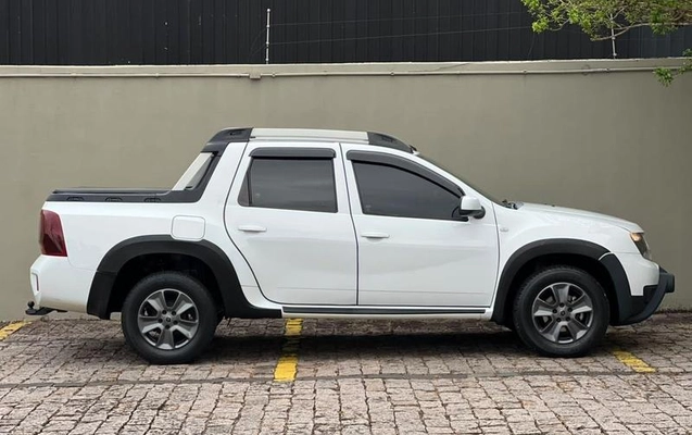 imagem-https://www.socarrao.com.br/sc-vehicle-images-prod/4191081/1790693071113-8524126_0_B_2b1c6a8660.jpeg