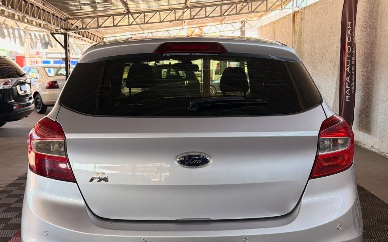 imagem-https://www.socarrao.com.br/sc-vehicle-images-prod/4191265/1790693403450-U2F2ZUNsaXAuQXBwXzgyNTI2OTkwN18xNzk1MDk5ODkyMTI3MDgyMF83MjEzMzAzNzk5MzU0OTc0ODEwX24uanBn.jpg