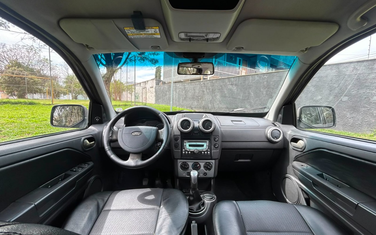 imagem-https://www.socarrao.com.br/sc-vehicle-images-prod/4191345/1790693606354-V2hhdHNBcHAgSW1hZ2UgMjAyNi0wOS0yOSBhdCAxMS40MS4xNyAoMSkuanBlZw.jpeg