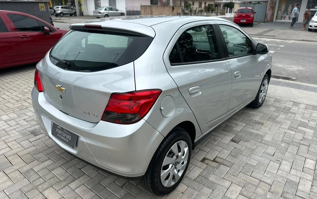 imagem-https://www.socarrao.com.br/sc-vehicle-images-prod/4191568/1790694118470-003_43fe32e5dc4995f7321c018d2d746a52.jpg