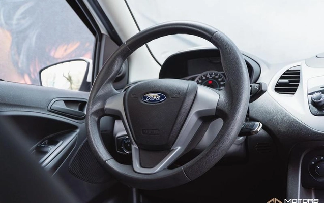 imagem-https://www.socarrao.com.br/sc-vehicle-images-prod/4191651/1790706908560-8514050_9_B_4ad064eee9.jpeg