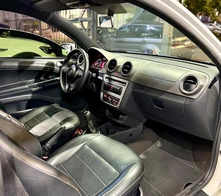 imagem-https://www.socarrao.com.br/sc-vehicle-images-prod/4191855/1790694790170-7955161_10_B_525018704d.jpeg