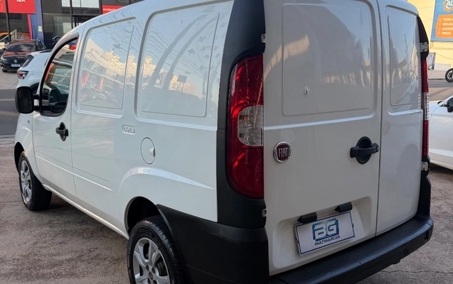 imagem-https://www.socarrao.com.br/sc-vehicle-images-prod/4191872/1790694790676-gb-3ff2eb7.jpeg