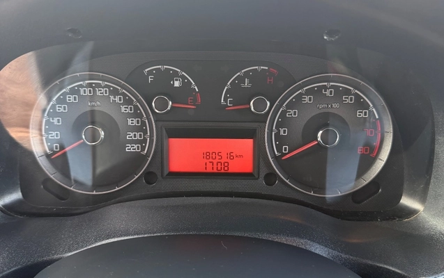 imagem-https://www.socarrao.com.br/sc-vehicle-images-prod/4191872/1790694790686-gb-fa599a5.jpeg