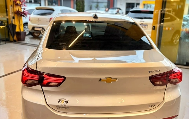 imagem-https://www.socarrao.com.br/sc-vehicle-images-prod/4191886/1790694887909-cf7221a8-9db9-4dd9-bf9b-009e2c3ab412.jpg