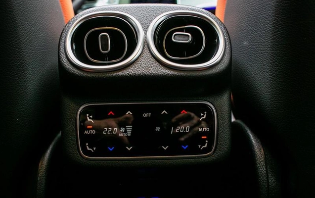 imagem-https://www.socarrao.com.br/sc-vehicle-images-prod/4191903/1791319359906-8438612_13_B_279ecbcb26.jpeg