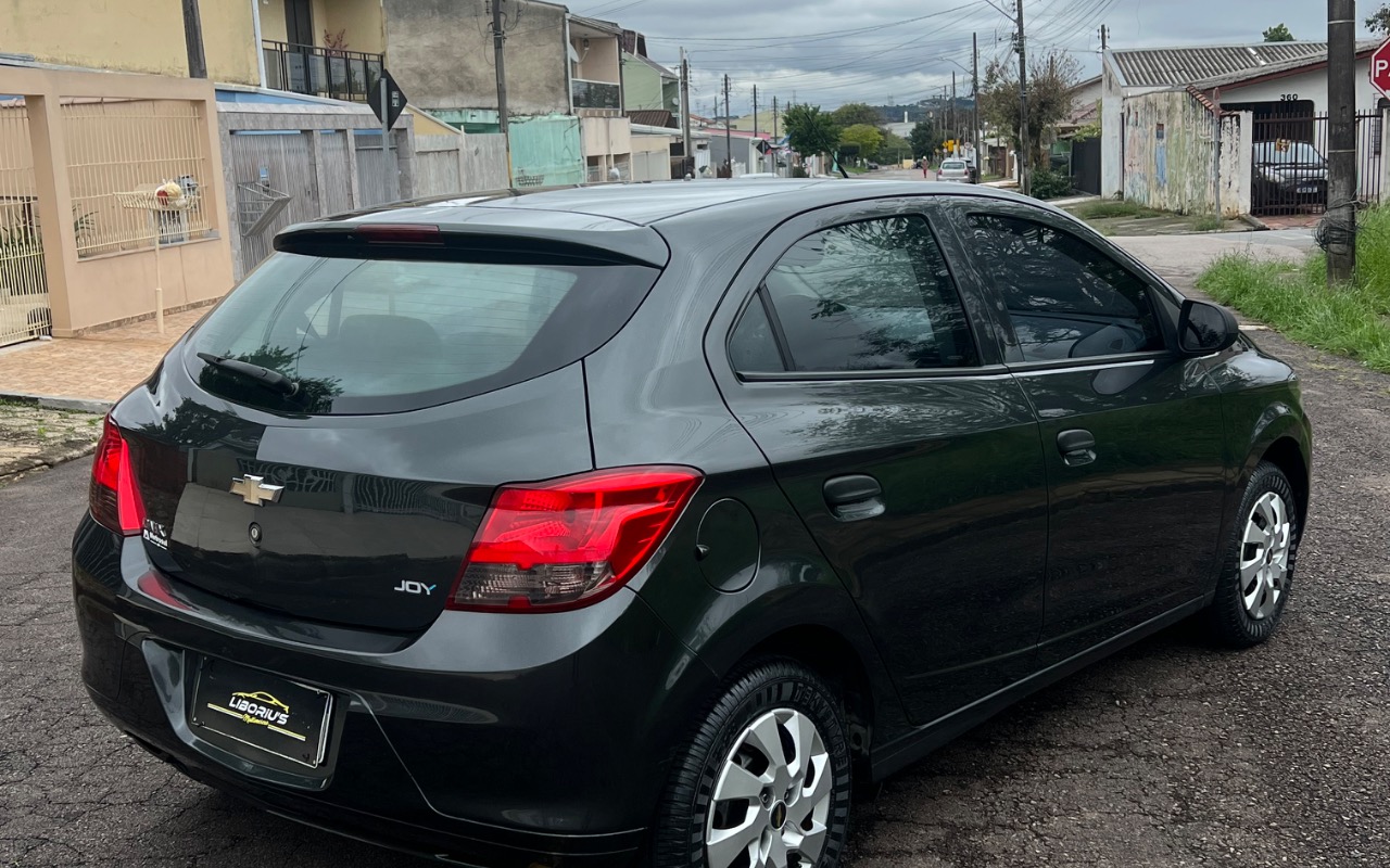 imagem-https://www.socarrao.com.br/sc-vehicle-images-prod/4191941/1790695311395-SU1HXzA1NzQuanBlZw.jpeg