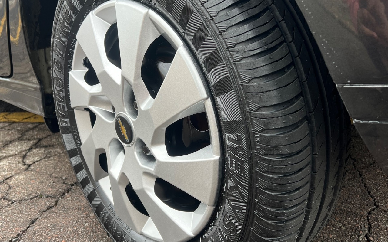 imagem-https://www.socarrao.com.br/sc-vehicle-images-prod/4191941/1790695311648-SU1HXzA1NzcuanBlZw.jpeg