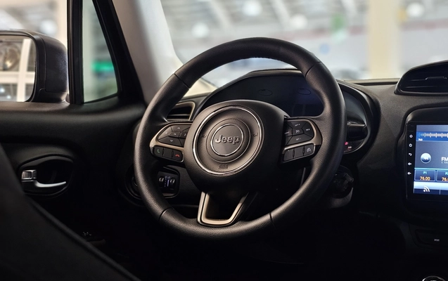 imagem-https://www.socarrao.com.br/sc-vehicle-images-prod/4191942/1790695315991-1_051249.jpg
