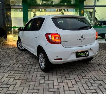 imagem-https://www.socarrao.com.br/sc-vehicle-images-prod/4192116/1790795792190-8524783_11_B_ae2a3d8526.jpeg