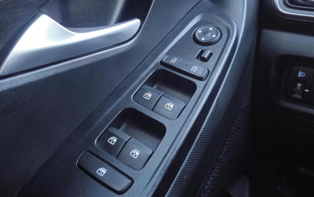 imagem-https://www.socarrao.com.br/sc-vehicle-images-prod/4192221/1790885776270-8508612_13_B_e00f96817e.jpeg