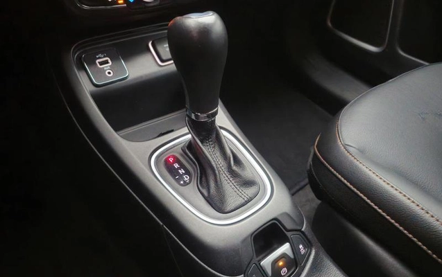 imagem-https://www.socarrao.com.br/sc-vehicle-images-prod/4192222/1790696184471-8515181_11_B_8c10652357.jpeg