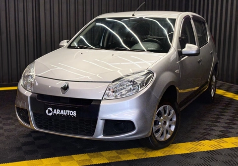 Renault Sandero 2012 Prata — foto 1 de 3