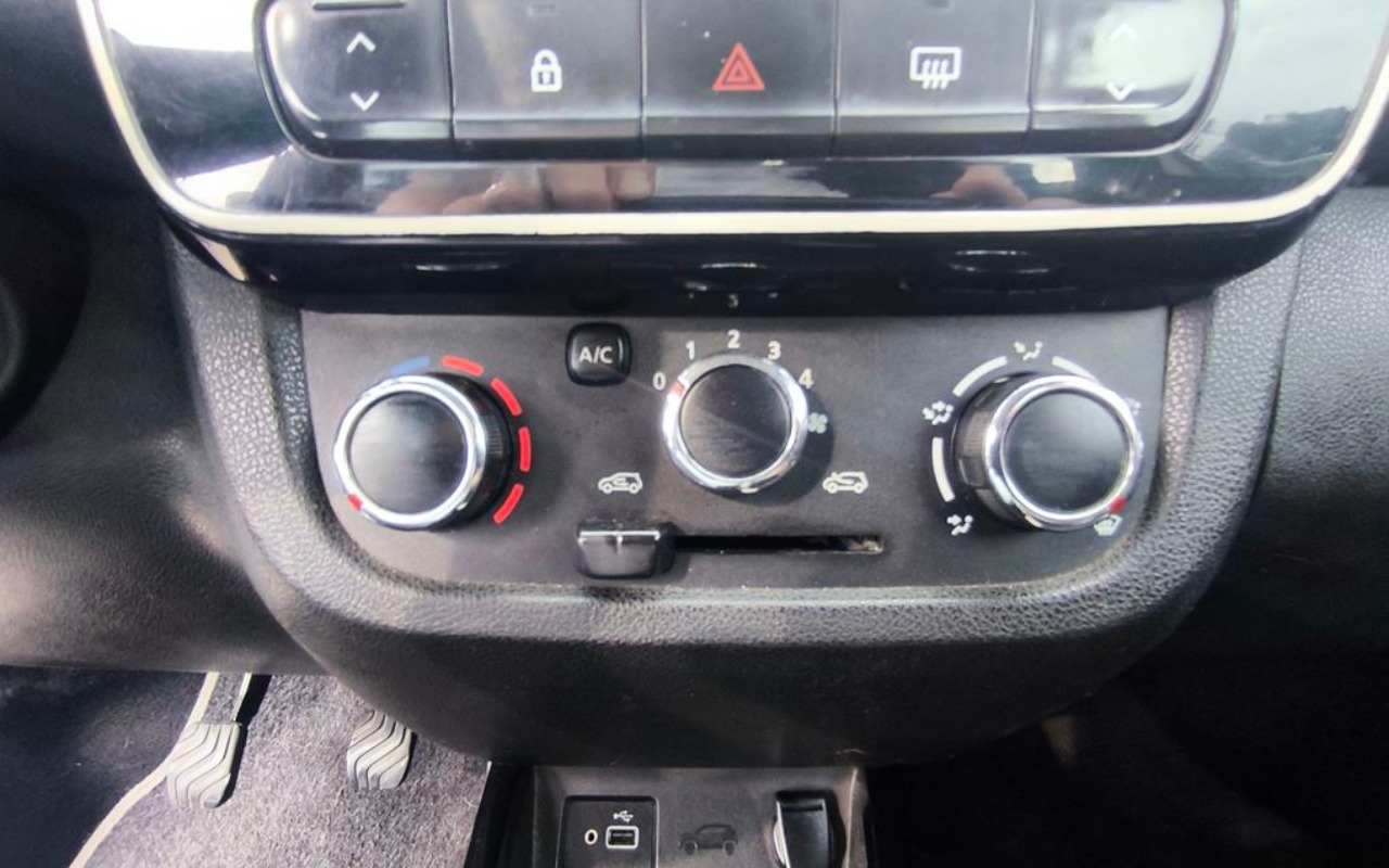 imagem-https://www.socarrao.com.br/sc-vehicle-images-prod/4192610/1790697303638-SU1HXzIwMjYwOTIxXzE1MzAyNCAoQ29weSkuanBn.jpg