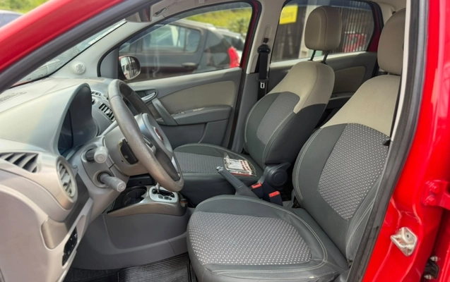 imagem-https://www.socarrao.com.br/sc-vehicle-images-prod/4192726/1790697569478-kyZR1qTm4yIHJnIrRrZeU0tiO6qmjaDM.jpg