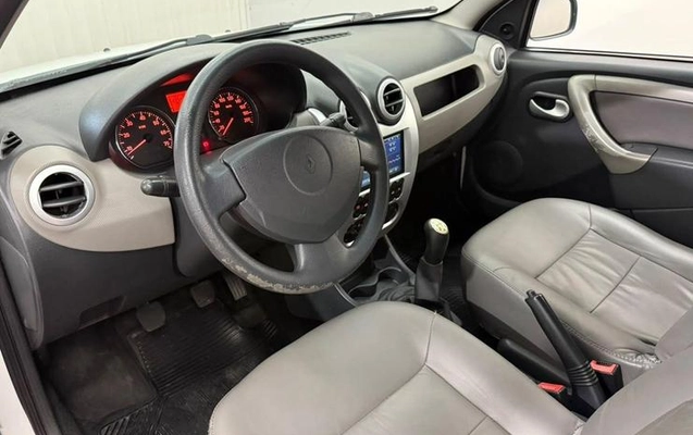 imagem-https://www.socarrao.com.br/sc-vehicle-images-prod/4192727/1790697589108-8517396_8_B_795775bc18.jpeg