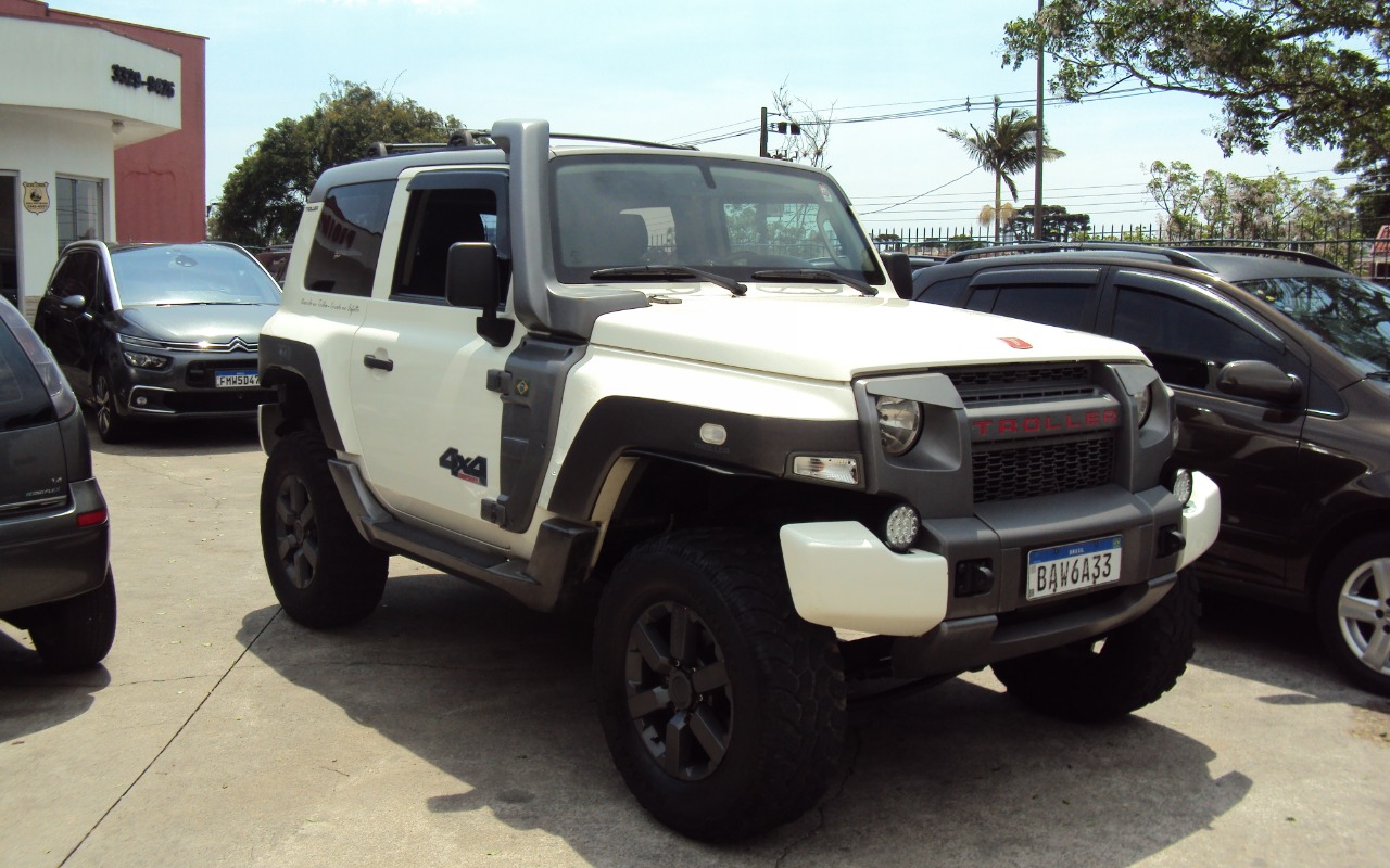 imagem-https://www.socarrao.com.br/sc-vehicle-images-prod/4192907/1790698197533-RFNDMDE3MTMuSlBH.JPG