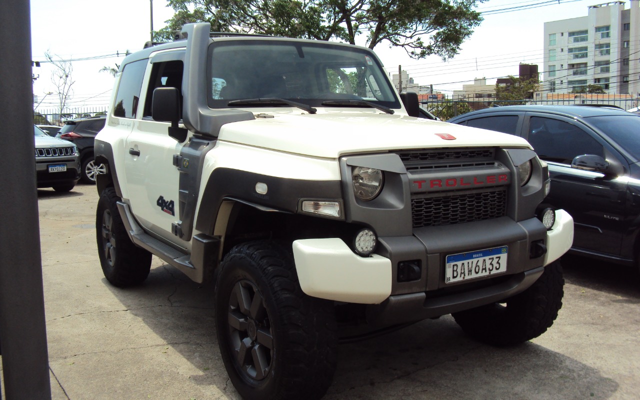 imagem-https://www.socarrao.com.br/sc-vehicle-images-prod/4192907/1790698197690-RFNDMDE3MDMuSlBH.JPG