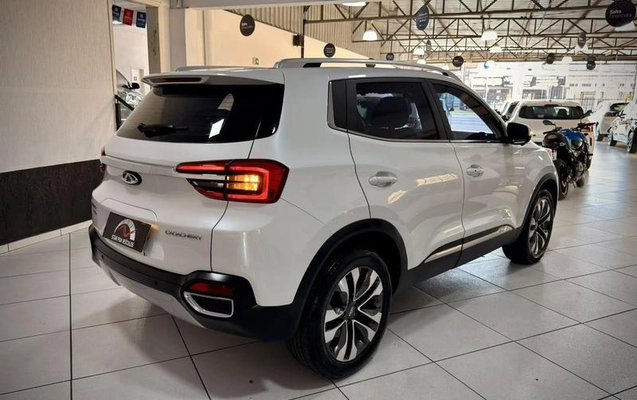 imagem-https://www.socarrao.com.br/sc-vehicle-images-prod/4192926/1791911764494-8523744_8_B_fdd3fd0ab4.jpeg