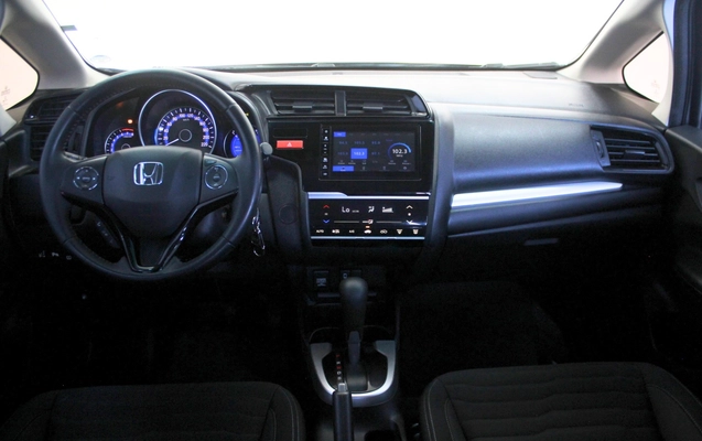 imagem-https://www.socarrao.com.br/sc-vehicle-images-prod/4193106/1790698695485-9_011649.jpg
