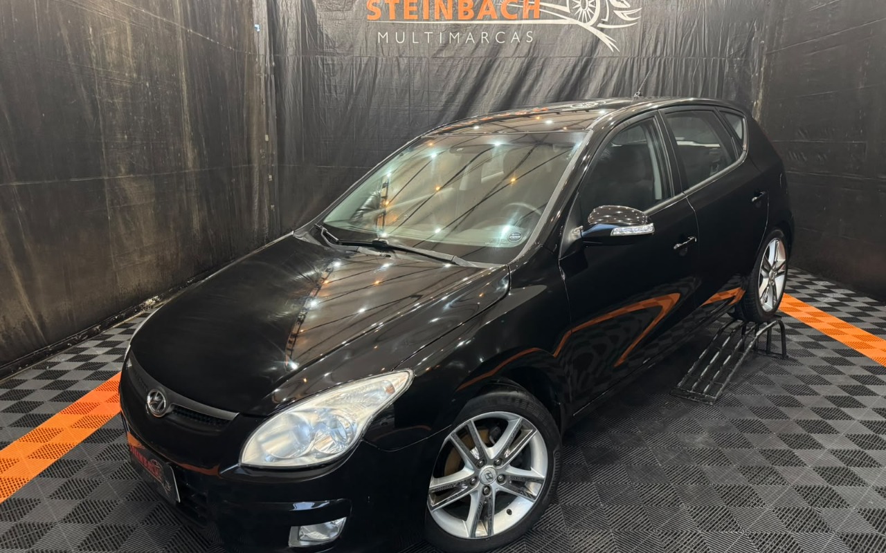 Hyundai i30 2011 Preto — foto 1 de 3