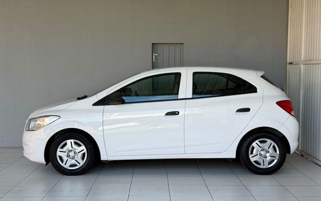 imagem-https://www.socarrao.com.br/sc-vehicle-images-prod/4193745/1790700525905-8525151_3_B_008e9a7498.jpeg