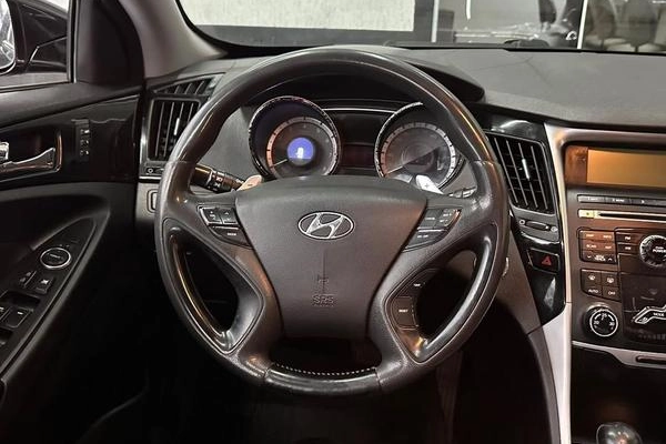 imagem-https://www.socarrao.com.br/sc-vehicle-images-prod/4193768/1790700730787-8525149_9_B_fe0ace55a4.jpeg