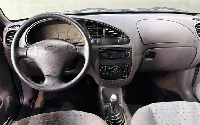 imagem-https://www.socarrao.com.br/sc-vehicle-images-prod/4194039/1790701355934-282cf30f-feef-4c41-8197-552ffc24b2f6.jpg