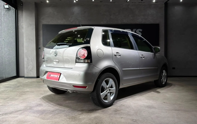 imagem-https://www.socarrao.com.br/sc-vehicle-images-prod/4194043/1790701385063-7067570b-8648-4aad-823b-e1ab1476c89f.jpg