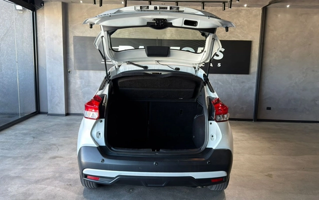 imagem-https://www.socarrao.com.br/sc-vehicle-images-prod/4194054/1790701604687-c8c33e82-5f41-4cc3-9df1-fa14f5d58832.jpg