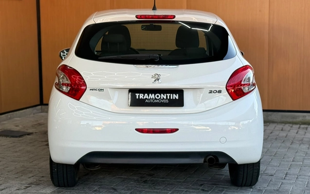 imagem-https://www.socarrao.com.br/sc-vehicle-images-prod/4194381/1790702130578-003_b0b343e11895a16fb4a2a177b675842a.jpg