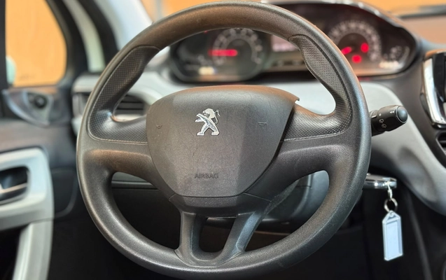imagem-https://www.socarrao.com.br/sc-vehicle-images-prod/4194381/1790702130589-003_ed519f7308b9059cd1a53e83209dbd62.jpg