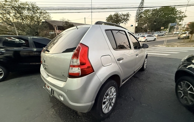 imagem-https://www.socarrao.com.br/sc-vehicle-images-prod/4194594/1790702861713-1_014425.jpg