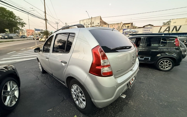 imagem-https://www.socarrao.com.br/sc-vehicle-images-prod/4194594/1790702861713-1_014428.jpg