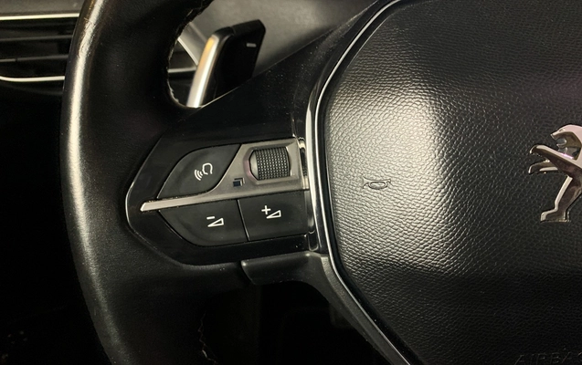 imagem-https://www.socarrao.com.br/sc-vehicle-images-prod/4194762/1790703222975-MDExLmpwZw.jpg