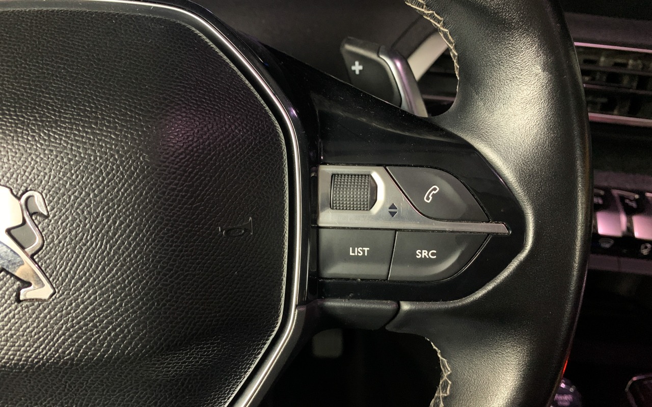 imagem-https://www.socarrao.com.br/sc-vehicle-images-prod/4194762/1790703223037-MDEyLmpwZw.jpg