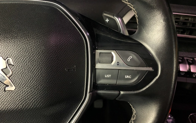 imagem-https://www.socarrao.com.br/sc-vehicle-images-prod/4194762/1790703223037-MDEyLmpwZw.jpg