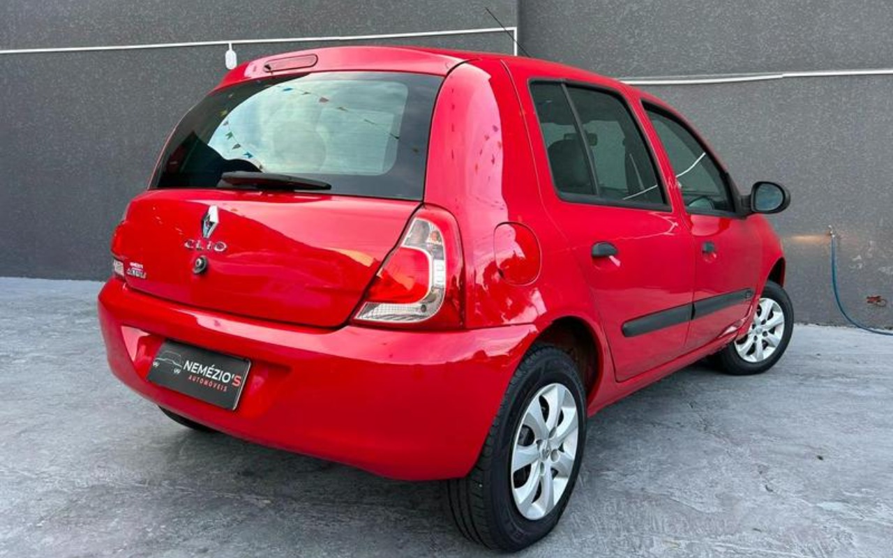 imagem-https://www.socarrao.com.br/sc-vehicle-images-prod/4194835/1790703507978-RkNfMzQ0NjVfODMxNjE1M180X1ZfZjQ4MTg3ZDg4My5qcGVn.jpeg