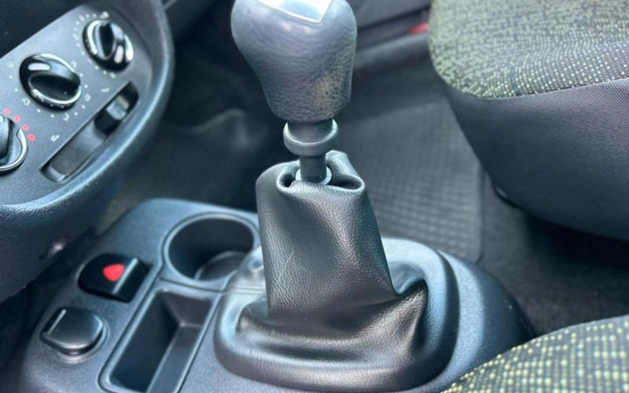 imagem-https://www.socarrao.com.br/sc-vehicle-images-prod/4194835/1790703508641-RkNfMzQ0NjVfODMxNjE1M18xNV9WXzE0MjJjOTdkNTkuanBlZw.jpeg