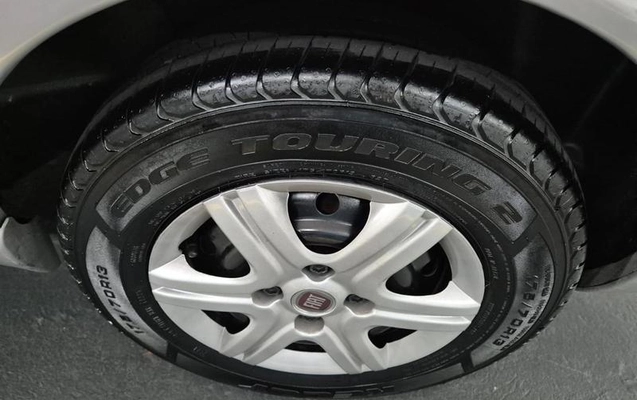 imagem-https://www.socarrao.com.br/sc-vehicle-images-prod/4194837/1790778241662-8524048_8_B_a155b41c27.jpeg