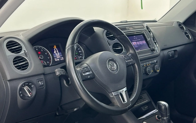 imagem-https://www.socarrao.com.br/sc-vehicle-images-prod/4195109/1790704218800-5_120908.jpg