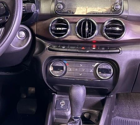 imagem-https://www.socarrao.com.br/sc-vehicle-images-prod/4195160/1790704997575-8519854_0_B_03ad46a6e6.jpeg