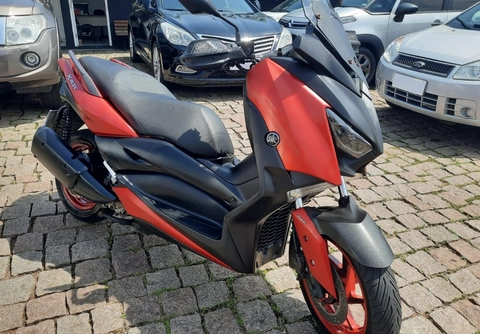 Yamaha XMAX 250 ABS 2022 Vermelho — foto 1 de 3